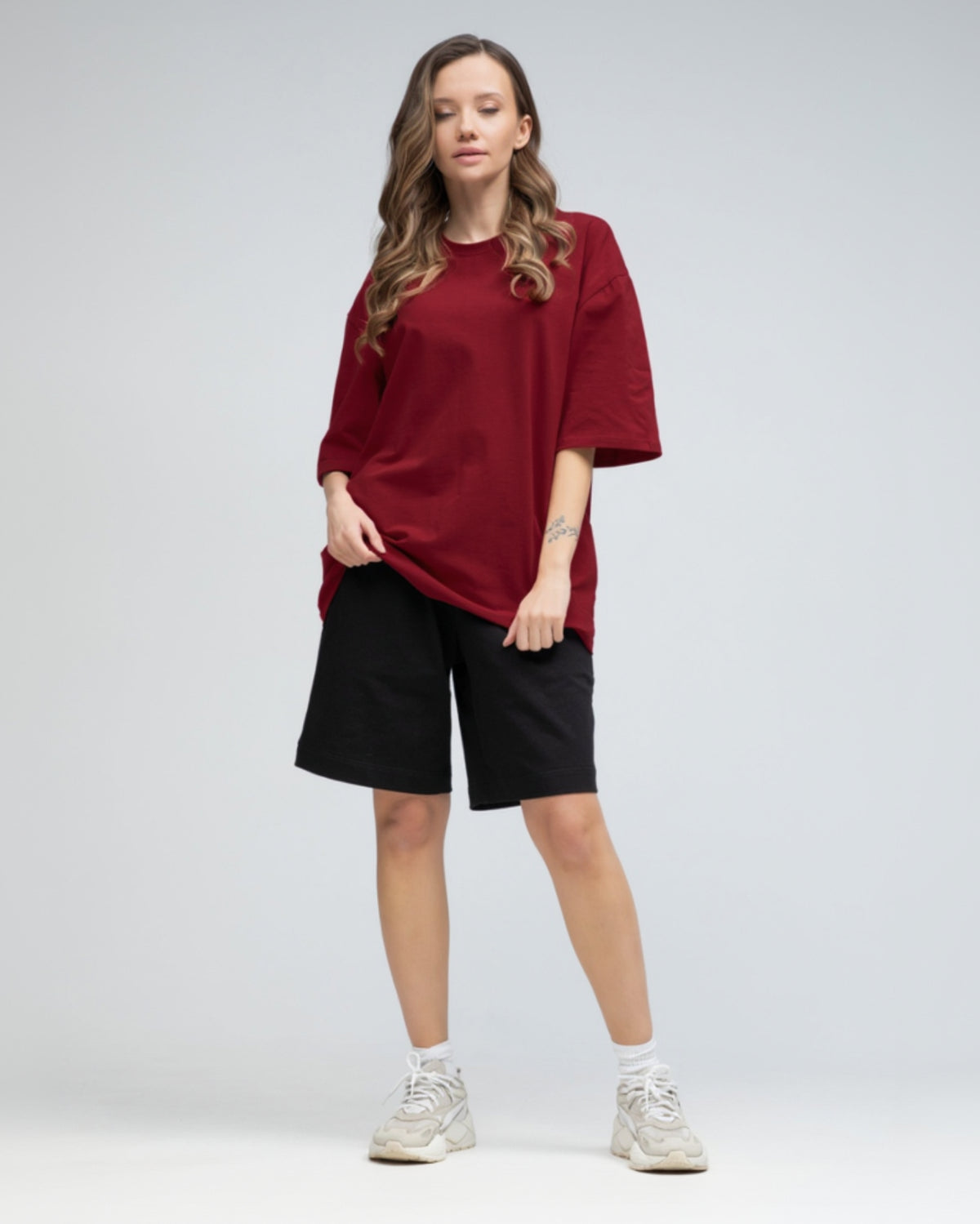 Костюм футболка оверсайз бордова та шорти чорні RAY BASIC жіночий (U1801W-Burg-Black) — фото 1
